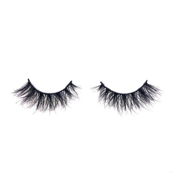 First Date Eyelashes Extension